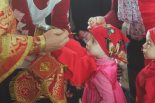 Поздравление малышки-именинницы в храме Рождества Пресвятой Богородицы